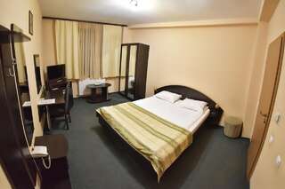 Отель Hotel Paraul Rece Буштени Двухместный номер с 1 кроватью-3