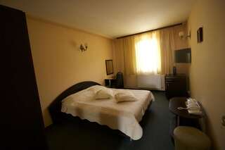 Отель Hotel Paraul Rece Буштени Двухместный номер с 1 кроватью-8