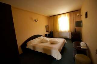Отель Hotel Paraul Rece Буштени Двухместный номер с 1 кроватью-11