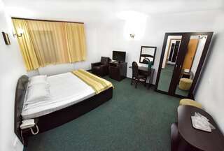 Отель Hotel Paraul Rece Буштени Двухместный номер с 1 кроватью-19